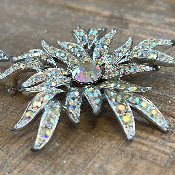 Sarah Coventry Aurora Blaze Vintage Brooch & Earrings Set. 1960’s - Picture 11 of 16